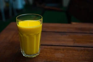 przepis na mango lassi